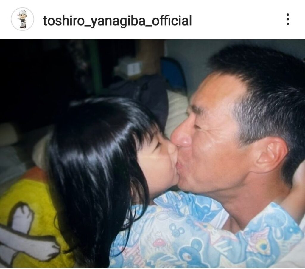 柳葉敏郎と娘
写真